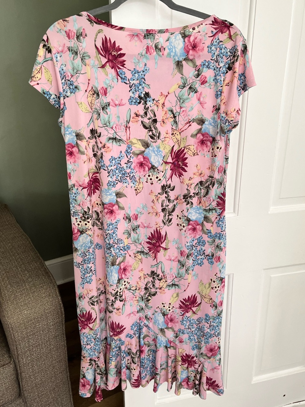 Southern Lady size M short sleeve floral dress - Picture 3 of 3